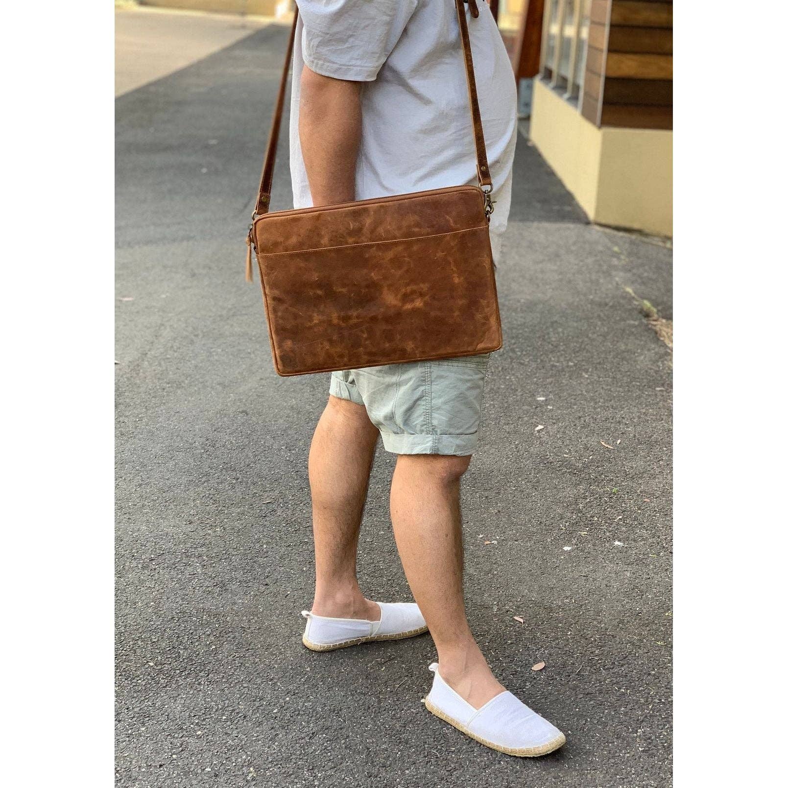 Leather Macbook Sleeve Laptop Bag *Exquisite Edition*